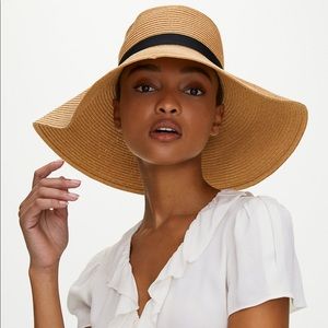 Aritzia Main Character Floppy Raven Straw Hat
